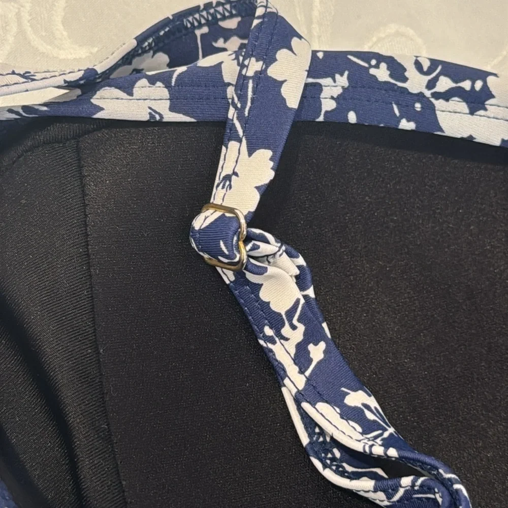 🌟3/$15🌟 EUC Shore Shapes One Piece Swim Suit. Ladies 14 - Picture 6 of 13